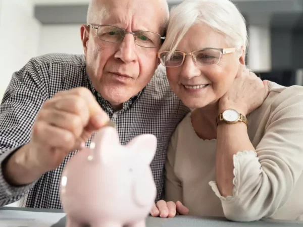 Quelle pension pour les retraités ? @Adobe