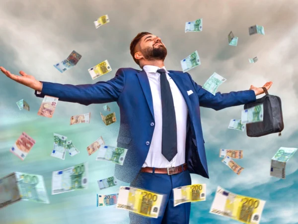 homme heureux avec de l'argent